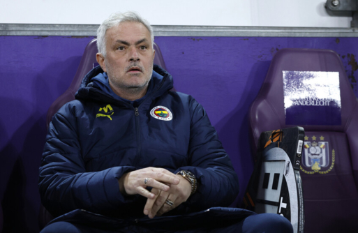 الاتحاد التركي يحيل مورينيو مدرب فنربخشة الى لجنة الانضباط.. وتهديد بالإيقاف 6 أشهر