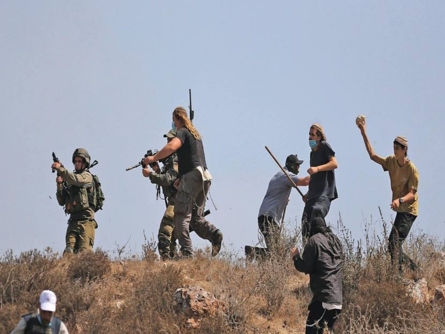 إصابة فلسطينيين في اعتداءات للمستوطنين ببيت لحم