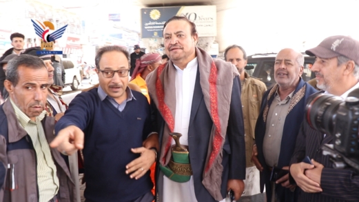 أمين العاصمة يدّشن مبادرة "معاً لبيئة نظيفة" لتنظيف الأرصفة وتحسين المظهر العام