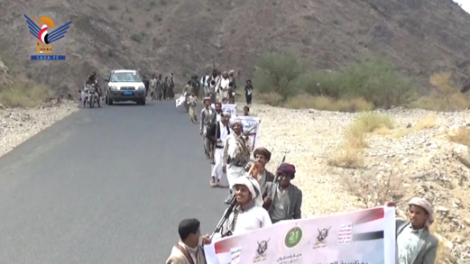 عرض شعبي لقوات التعبئة في عزلة حباب بمأرب