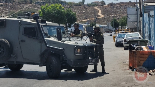 العدو الصهيوني يعتدي بالضرب على فلسطينيين اثنين في بلدة طمون