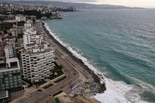 تشيلي: إجلاء أكثر من مليون شخص تحسبا لوصول تسونامي