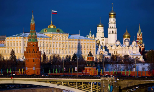 موسكو: التدخل الأمريكي في "الصراع الإيراني الإسرائيلي" سيكون تصعيداً كبيراً