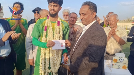 إدارة نادي 22 مايو تُكرّم لاعب المنتخب الوطني للشباب محمد وهيب