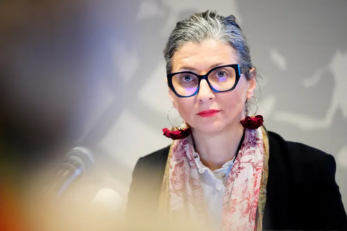  ألبانيزي تقول إن العقوبات الأمريكية "انتهاك" لحصانتها