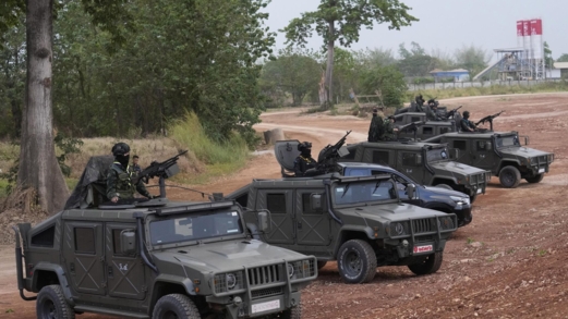 القوات التايلاندية تطلق عملية بحرية - جوية واسعة قرب الحدود الكمبودية مع تصاعد التوتر