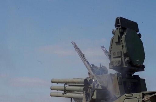 الدفاع الروسية: إسقاط 33 مسيرة أوكرانية غربي البلاد الدفاع الروسية: إسقاط 33 مسيرة أوكرانية غربي البلاد