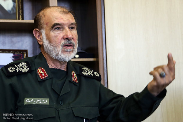 اللواء أسدي: وجود حاملة الطائرات الأمريكية في المنطقة للدعاية