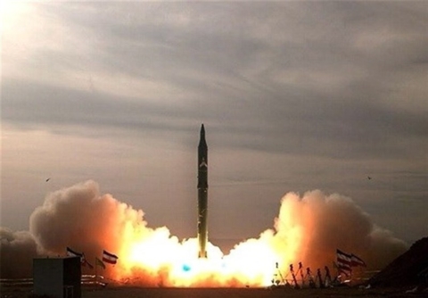  الحرس الثوري الإيراني:الموجة 91 تستهدف مقراً سرياً لطياري المقاتلات الأمريكية بالإمارات