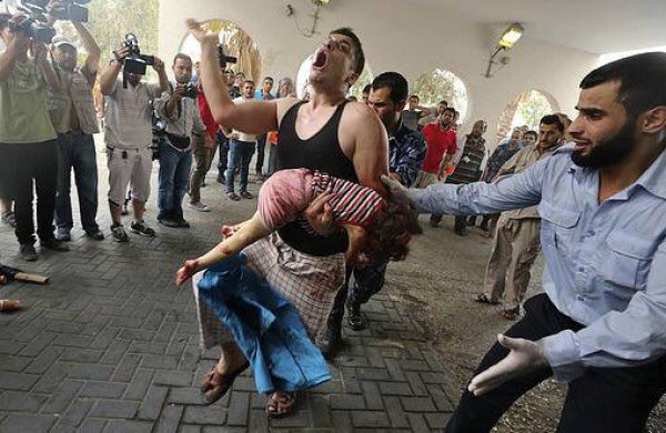 طبيب يهودي: "الجيش الصهيوني" قتل عمداً أطفالاً بنيران قناصته في غزة ولدينا ما يُثبت ذلك