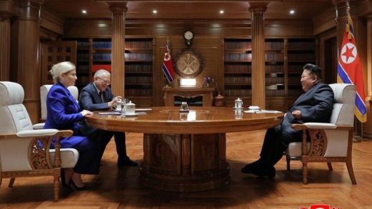 الزعيم الكوري الشمالي يلتقي بوزيرة الثقافة الروسية