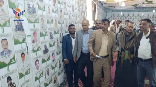 منتسبو مكتبي المالية والأراضي يزورون معرض الشهداء بمدينة البيضاء