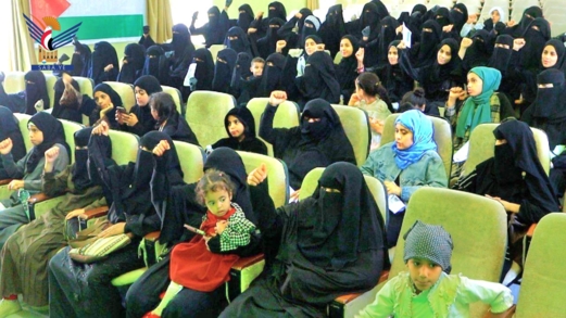 الهيئة النسائية بإب تدشن الأنشطة والدورات الصيفية للطالبات