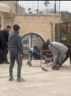 العدو الإسرائيلي يُغلق مقر جمعية "برج اللقلق" بالقدس لمدة 6 أشهر