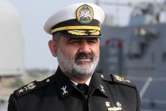 البحرية الإيرانية: حاملة الطائرات الأمريكية تحت المراقبة وستُستهدف إذا دخلت مدى النيران