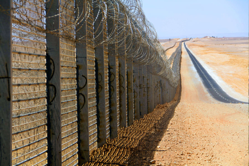 "إسرائيل هيوم": الرقابة الأميركية انهارت و"إسرائيل" تُركت لمصيرها "إسرائيل هيوم": الرقابة الأميركية انهارت و"إسرائيل" تُركت لمصيرها