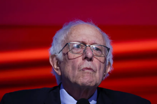 ساندرز : الشعب الأمريكي هو من يجب أن يقرر السياسة الخارجية لواشنطن وليس نتنياهو