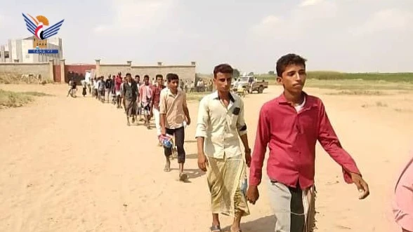 مسيرات شعبية لخريجي دورات "طوفان الأقصى" في عدد من مديريات الحديدة