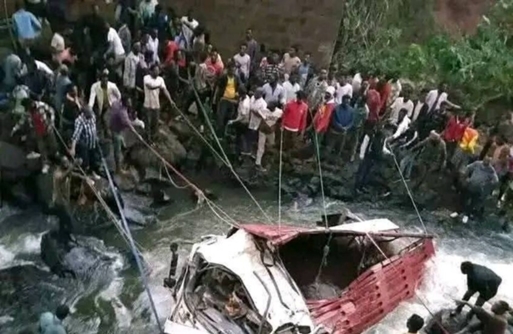  مقتل 71 شخصا على الأقل بغرق شاحنة في نهر جنوب اثيوبيا