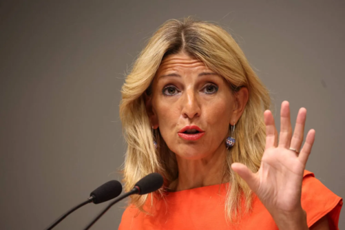 نائبة رئيس الحكومة الإسبانية تهاجم "نتنياهو" وتصفه بـ"مجرم حرب" ومرتكب إبادة جماعية في غزة