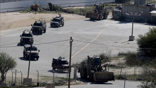 العدو الصهيوني يقتحم مخيمي الدهيشة والعين في بيت لحم ونابلس