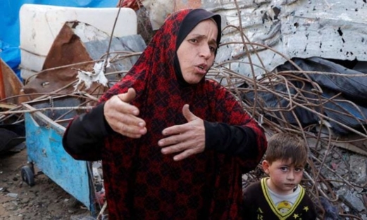 شاهدة على مجزرة "مروعة": فلسطينية تتحدث عن مشهد تناثر الجثامين بدون رؤوس