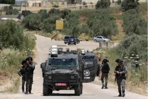 العدو الصهيوني يسلم إخطارات بوقف البناء جنوب شرق طولكرم