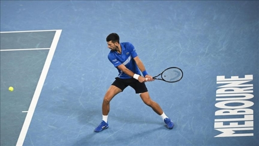 الصربي ديوكوفيتش يودع بطولة شنغهاي المفتوحة للتنس من نصف النهائي