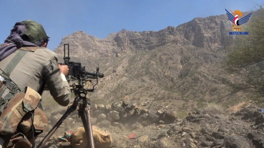 مسير ومناورة لأبناء قهر بني الحارث في مديرية باقم بصعدة