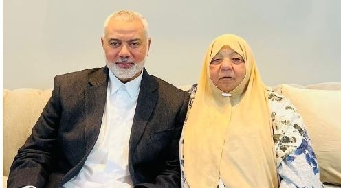 استشهاد عشرة أفراد من عائلة إسماعيل هنية بينهم شقيقته