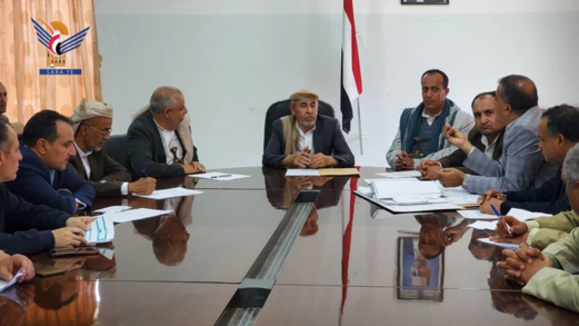 لجنة المناقصات في إب تقر دراسات وتصاميم 12 مشروعا خدميا