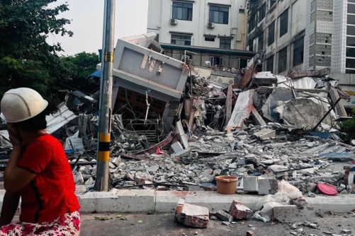 بورما: ارتفاع حصيلة ضحايا الزلزال إلى 1644 قتيلا وفرق الإنقاذ تبحث عن ناجين