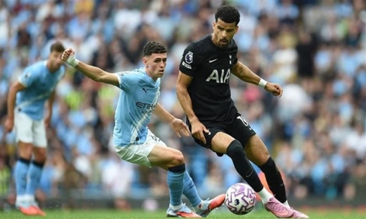 الدوري الإنجليزي.. مانشستر سيتي يخسر أمام توتنهام بهدفين دون رد