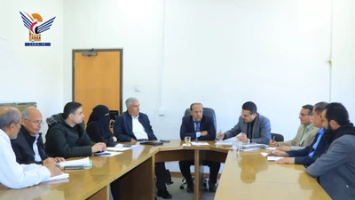 مناقشة مستجدات مسار الاعتماد الأكاديمي الدولي بكلية الطب بجامعة صنعاء