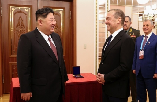 زعيم كوريا الشمالية يؤكد موقف بلاده المؤيد لروسيا في أزمة أوكرانيا