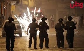 العدو الصهيوني يصيب شابا فلسطينيا بجروح خطيرة ويعتقله في العيسوية