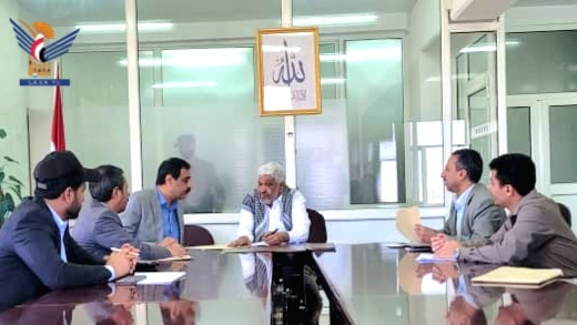مناقشة جوانب التعاون بين وزارة النقل والأشغال ومستشفى الشرطة النموذجي