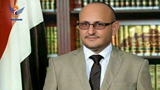 محافظ لحج يعزّي الرئيس المشاط بوفاة والدته