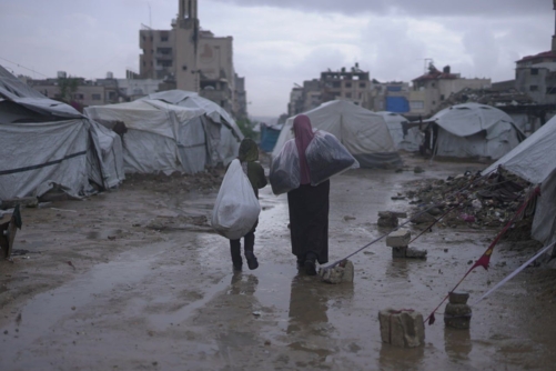 "أوتشا " : رفع القيود يمكّننا من توصيل المزيد من المساعدات لغزة