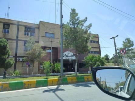 تعرض مبنى القضاء في مدينة زاهدان الإيرانية لهجوم إرهابي