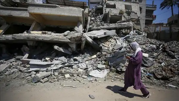 الأونروا: ظروف "مروعة" لـ15 ألف نازح في مدرسة بدير البلح