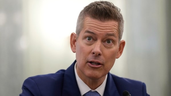 امريكا ترفع القيود عن المجال الجوي لمنطقة الكاريبي بعد الهجوم على فنزويلا