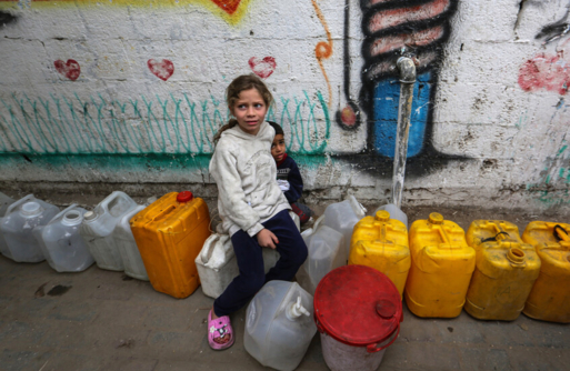 "الإعلام الحكومي": العدو يواصل جريمة تعطيش غزة ويحوّل المياه لأداة إبادة 