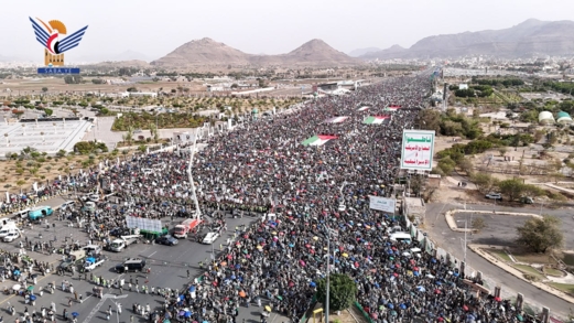 اليمنيون يجددون العهد بالوقوف إلى جانب الشعب الفلسطيني حتى النصر