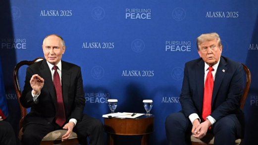 ترامب يعلن إلغاء لقائه مع بوتين في بودابست