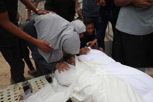 8 شهداء فلسطينيين في قصف للعدو الصهيوني على مدينة غزة ومخيم النصيرات