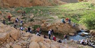 مستوطنون صهاينة يقتحمون تجمع شلال العوجا شمال أريحا