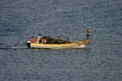 إصابة صيادين فلسطينيين في قصف للعدو الصهيوني قبالة ميناء غزة