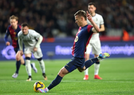 برشلونة يعزز صدارته في الدوري الاسباني بفوز سهل على أوساسونا