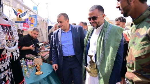 القائم بأعمال وزير الاقتصاد يزور معرض بُروج للأسر المنتجة